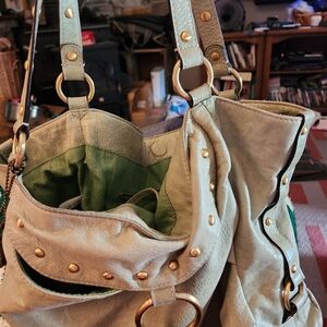 Fossil Green and Gold Shoulder Bag with Classic Design